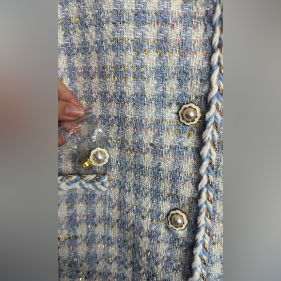 •blazer• - Picture 4 of 5